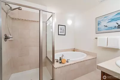 1804 10th Avenue NE #1320, Issaquah, WA 98029 - Photo 21