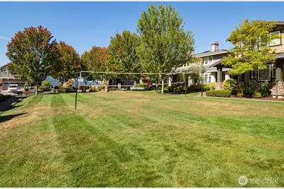 1804 10th Avenue NE #1320, Issaquah, WA 98029 - Photo 29