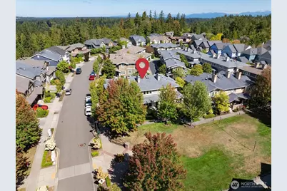 1804 10th Avenue NE #1320, Issaquah, WA 98029 - Photo 35