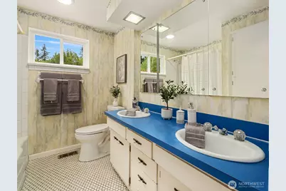 8124 213th Street SW, Edmonds, WA 98026 - Photo 15