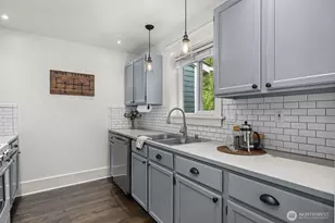 11223 Corliss Ave N, Seattle, WA 98133 - Photo 7