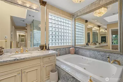 101 99th Avenue NE #301, Bellevue, WA 98004 - Photo 27