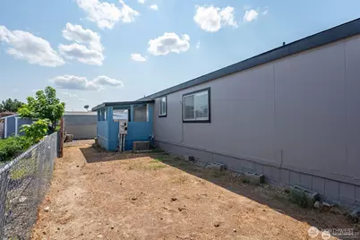 4000 NE Longview Street #65, Moses Lake, WA 98837 - Photo 7