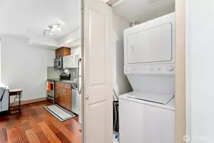 4547 8th Ave NE, Seattle, WA 98105 - Photo 9