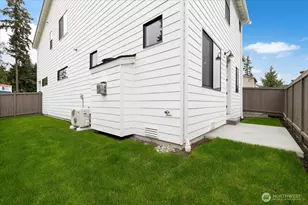 225 156th Pl SW, Lynnwood, WA 98087 - Photo 33