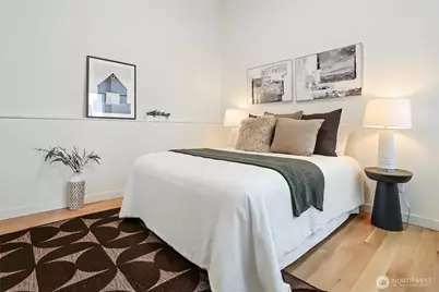 3641 22nd Avenue W #Unit E, Seattle, WA 98199 - Photo 5