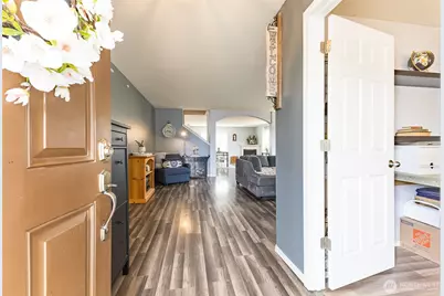 114 Lane Boulevard NE, Orting, WA 98360 - Photo 3