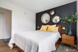 1601 N 45th St, Seattle, WA 98103 - Photo 13