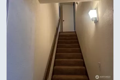 6817 129th Place SE, Bellevue, WA 98006 - Photo 5