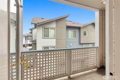 23908 Bothell Everett Highway #B-302, Bothell, WA 98021 - Photo 15