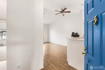 23908 Bothell Everett Highway #B-302, Bothell, WA 98021 - Photo 11
