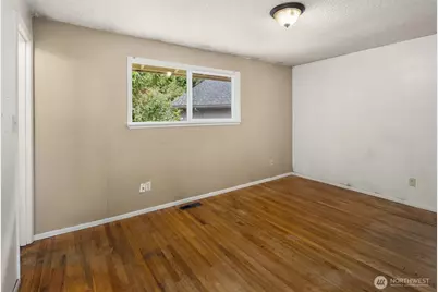 18061 28th Avenue NE, Lake Forest Park, WA 98155 - Photo 7