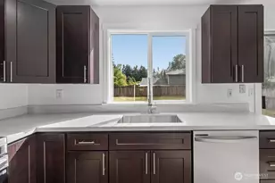 15903 95th Ave Ct E, Puyallup, WA 98375 - Photo 11
