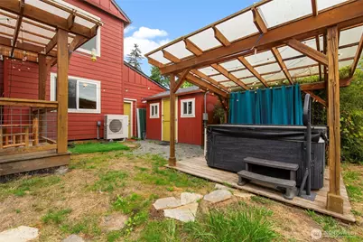 9682 Beacon Avenue S, Seattle, WA 98118 - Photo 25