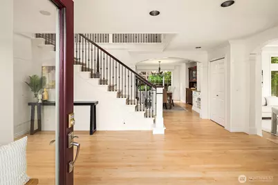 20230 NE 18th Place, Sammamish, WA 98074 - Photo 3