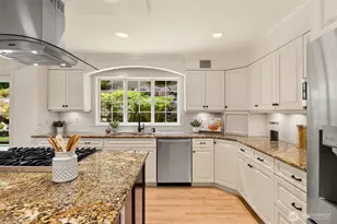 20230 NE 18th Pl, Sammamish, WA 98074 - Photo 17