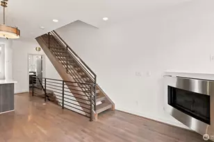 7459 Woodlawn Ave NE, Seattle, WA 98115 - Photo 5