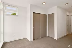 7459 Woodlawn Ave NE, Seattle, WA 98115 - Photo 13