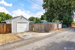 218 S 15th Ave, Yakima, WA 98902 - Photo 27