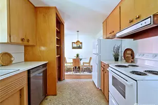 8004 S 134th St, Seattle, WA 98178 - Photo 7
