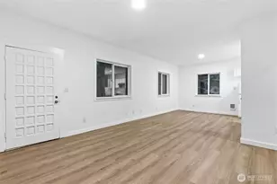 10953 N Madison Ave NE, Bainbridge Island, WA 98110 - Photo 33
