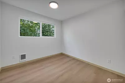 15210 Macadam Rd S #D301, Tukwila, WA 98188 - Photo 13