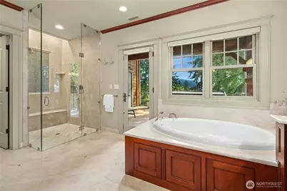 21241 SE 40th Street, Sammamish, WA 98075 - Photo 23