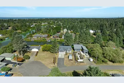 641 Olallie Circle SE, Ocean Shores, WA 98569 - Photo 37