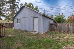 1129 S 61st St, Tacoma, WA 98408 - Photo 5