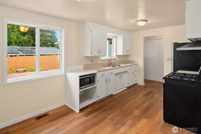 3712 S 175th Street, SeaTac, WA 98188 - Photo 9