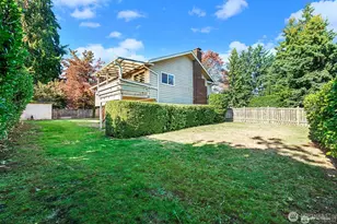 14221 SE 10th Pl, Bellevue, WA 98007 - Photo 25