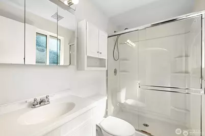 14221 SE 10th Place, Bellevue, WA 98007 - Photo 17