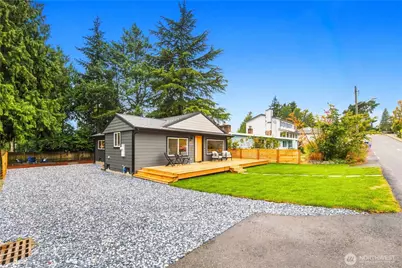 3701 SW 105th Street, Seattle, WA 98146 - Photo 3