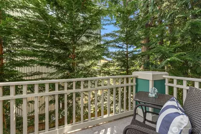 346 Wyatt Way NE #10, Bainbridge Island, WA 98110 - Photo 23