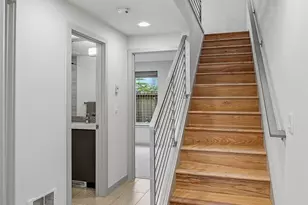 4314 Whitman Ave N, Seattle, WA 98103 - Photo 3