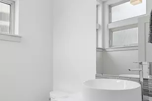 4314 Whitman Ave N, Seattle, WA 98103 - Photo 13