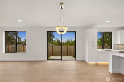 7615 NE 198th Court, Kenmore, WA 98028 - Photo 9