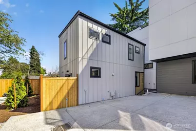 1220 NE 100th Street, Seattle, WA 98125 - Photo 27