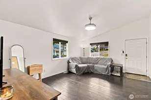 1220 N 12th Pl, Mount Vernon, WA 98273 - Photo 11