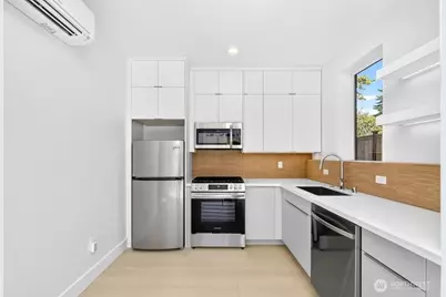 1218 NE 100th Street, Seattle, WA 98125 - Photo 9