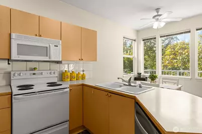 2680 139th Avenue SE #60, Bellevue, WA 98005 - Photo 13