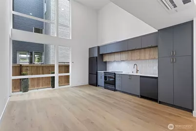 6318 41st Avenue SW #4, Seattle, WA 98136 - Photo 5