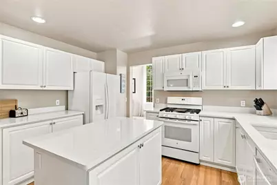 3713 19th Avenue Ct SE, Puyallup, WA 98372 - Photo 9