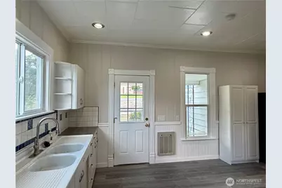 105 SE Pope Avenue, Wilbur, WA 99185 - Photo 17