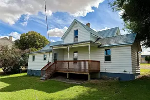 105 SE Pope Ave, Wilbur, WA 99185 - Photo 3