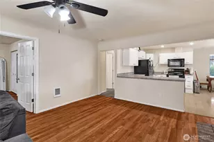 1390 Cedar Ave, Marysville, WA 98270 - Photo 5