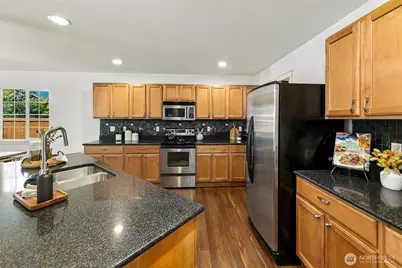 8323 229th Drive NE, Redmond, WA 98053 - Photo 9