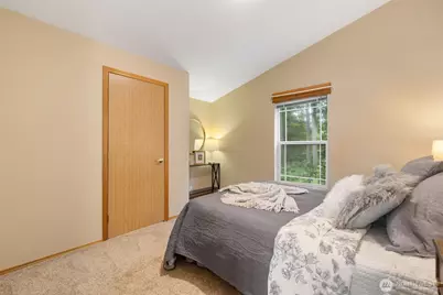 7021 Cliff Avenue SW, Longbranch, WA 98351 - Photo 19