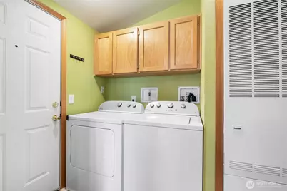 7021 Cliff Avenue SW, Longbranch, WA 98351 - Photo 15