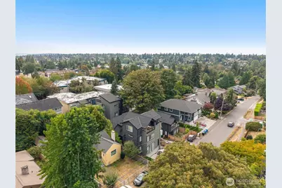 115 B N 105th Street, Seattle, WA 98133 - Photo 27